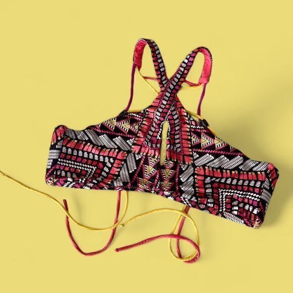 Becca by Rebecca Virtue Criss Cross Bikini Top - Picture 1 of 3